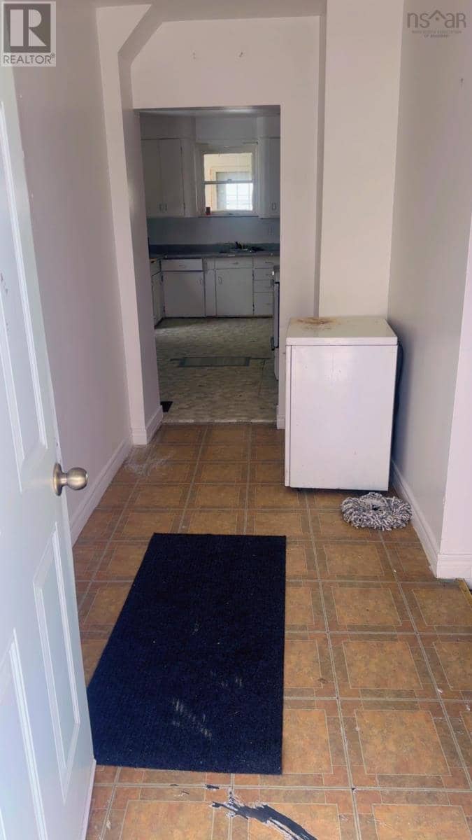 180 Bay Street — photo 18 of 25