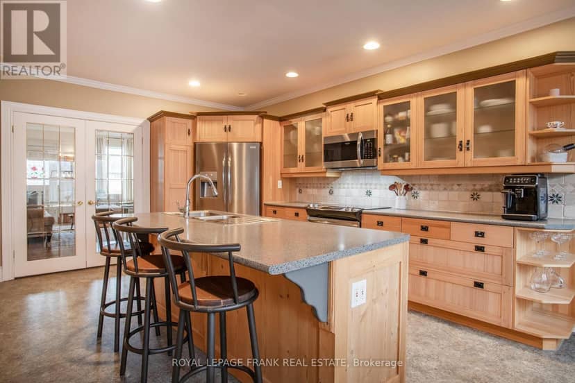329 McDonald Street — photo 17 of 40