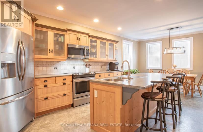 329 McDonald Street — photo 18 of 40