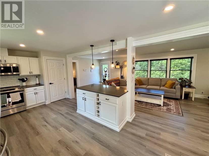 72 Jacobson Road — photo 18 of 31