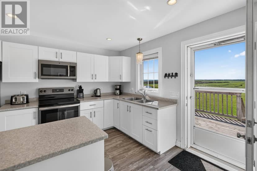 222 Camelot, French River, photo 8