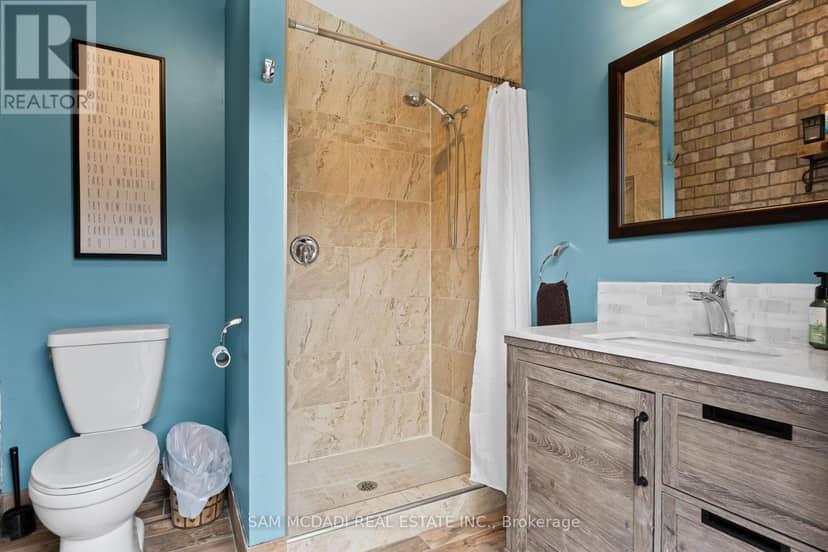899 Pickersgill Crescent — photo 17 of 40