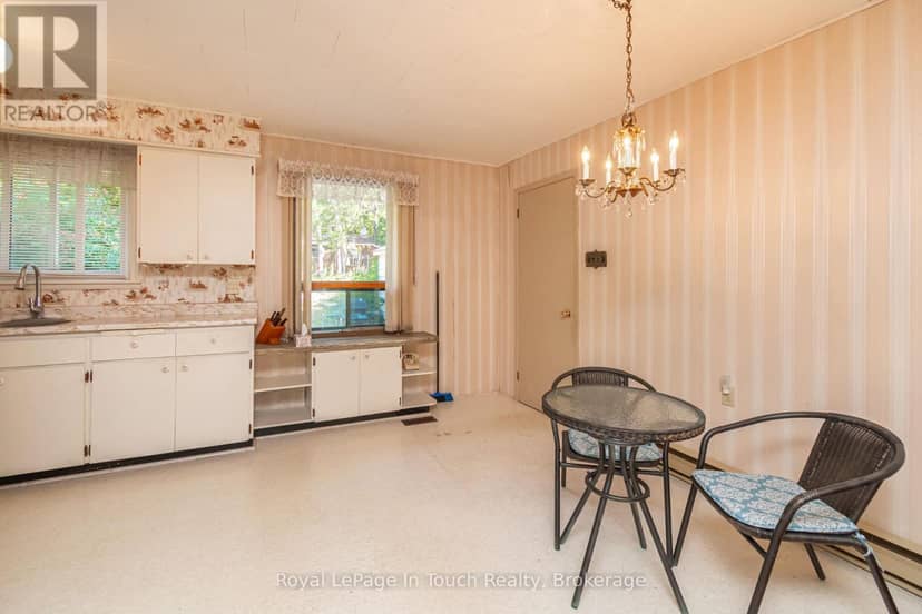 22 Glendale Road — photo 25 of 35