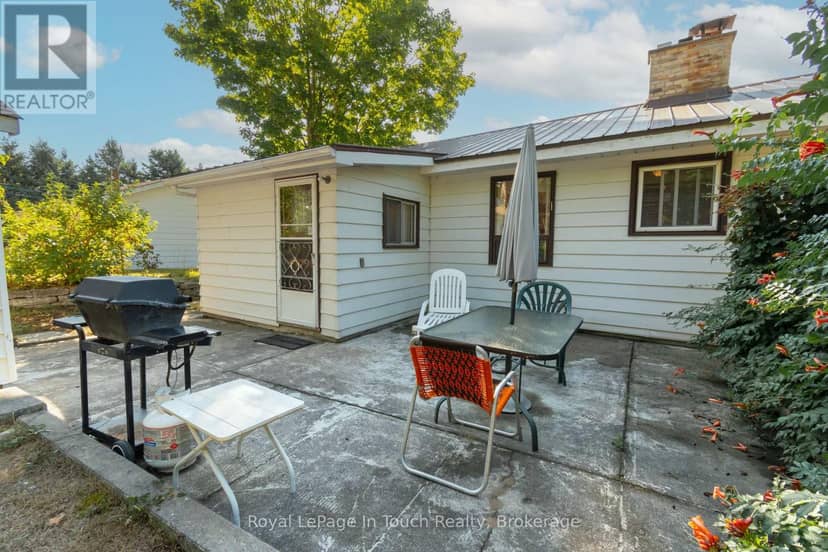 22 Glendale Road — photo 3 of 35