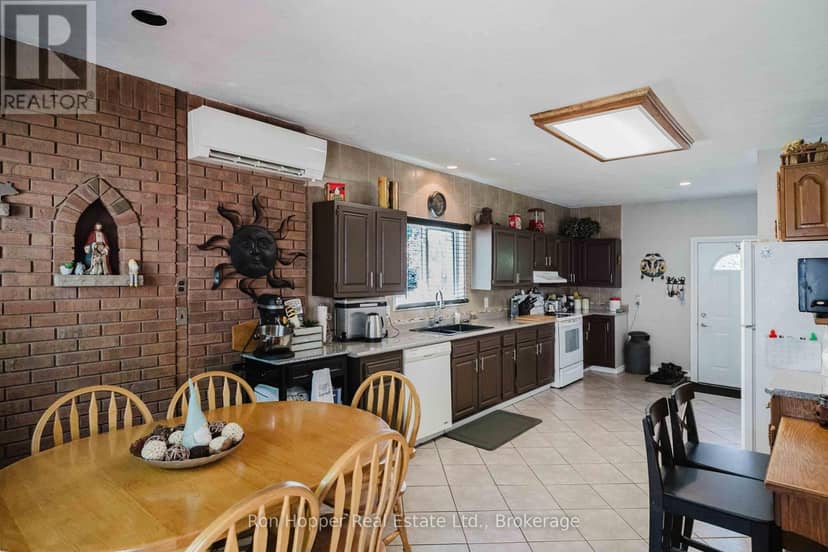 1877 6th Avenue E — photo 10 of 38