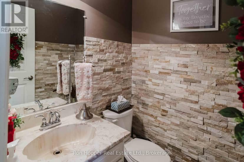 1877 6th Avenue E — photo 15 of 38