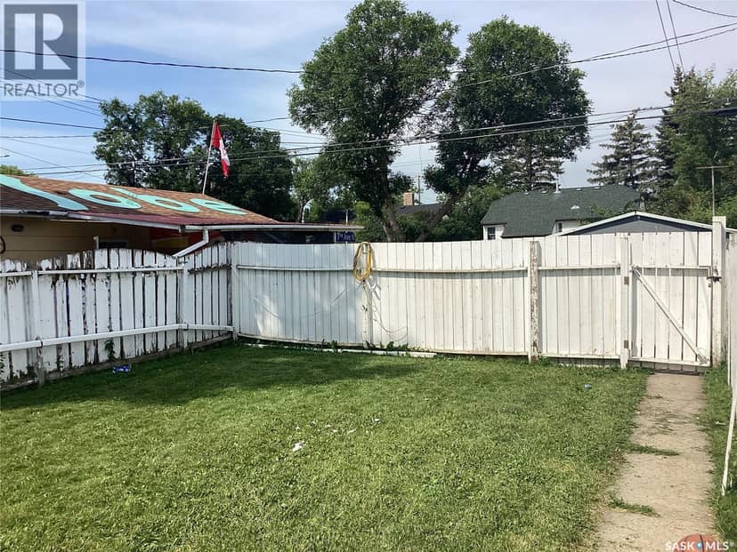 1164 Argyle STREET — photo 4 of 40