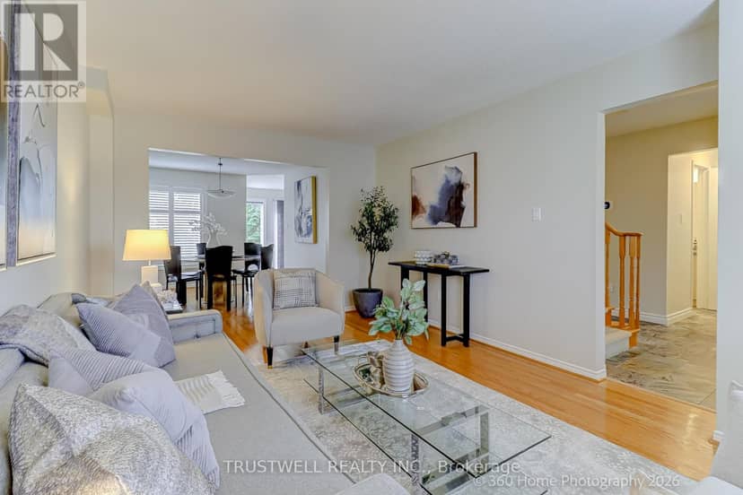 224 Hollingham Road — photo 4 of 37