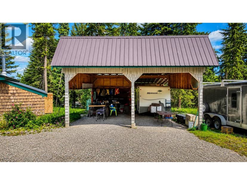 6681 BARNETT ROAD, 100 Mile House, photo 3