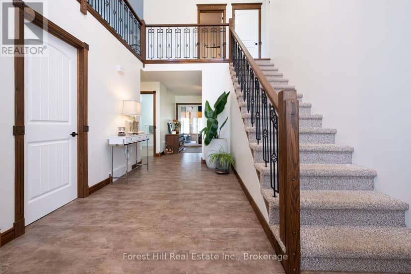 512 Salter Street S — photo 25 of 40