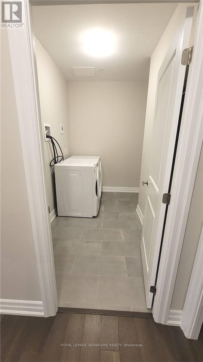 506 - 1878 Gordon Street — photo 16 of 31