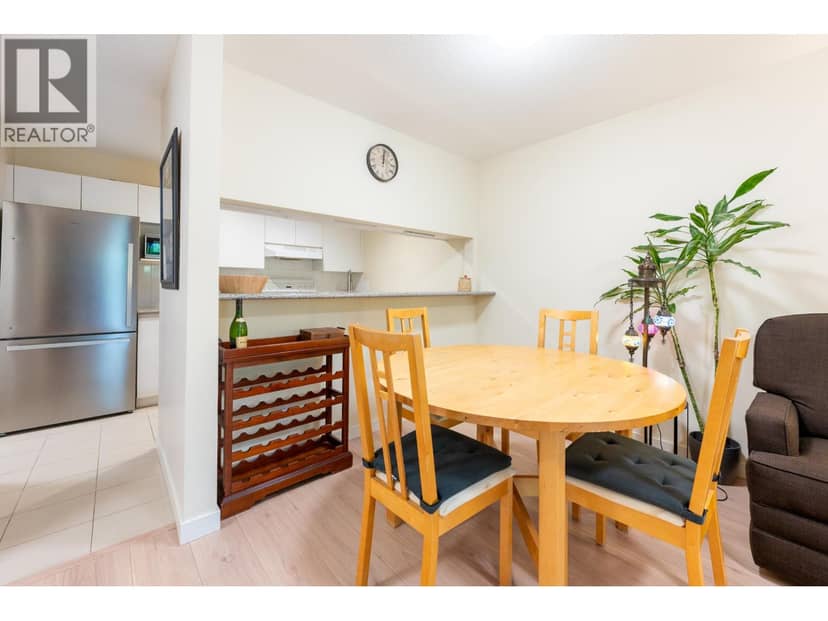 1 1386 W 6th Avenue, Vancouver, photo 8
