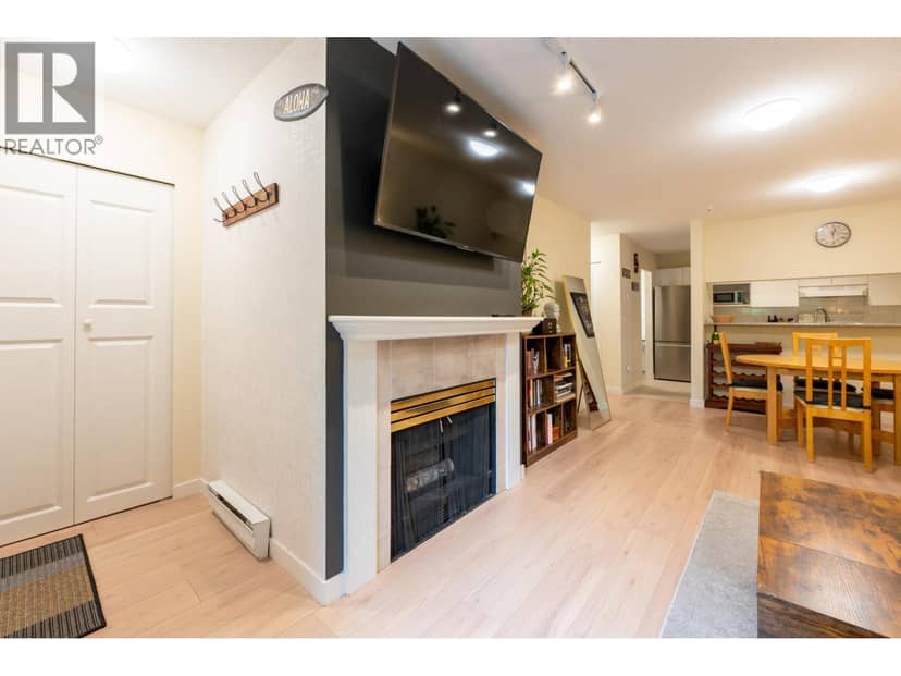 1 1386 W 6th Avenue — photo 27 of 33