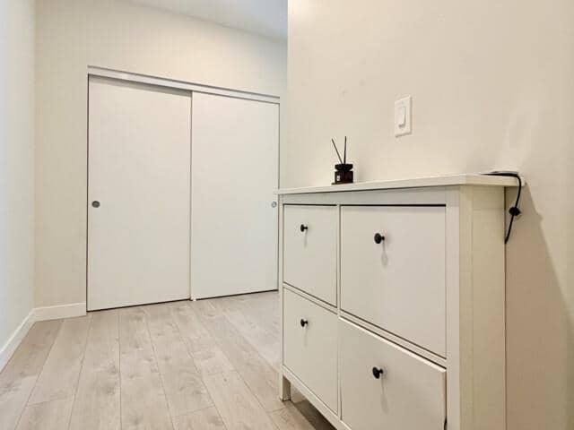 210 10838 WHALLEY BOULEVARD, Surrey, photo 3