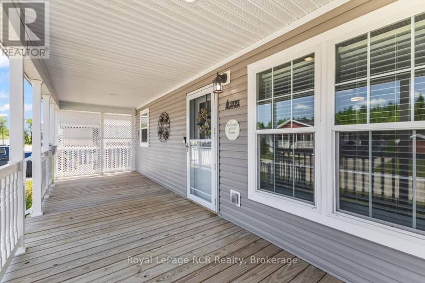 206 Spruce Drive — photo 3 of 36