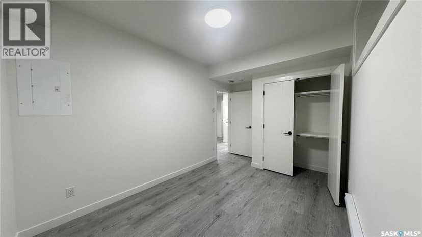 443 Yuel CRESCENT — photo 23 of 24
