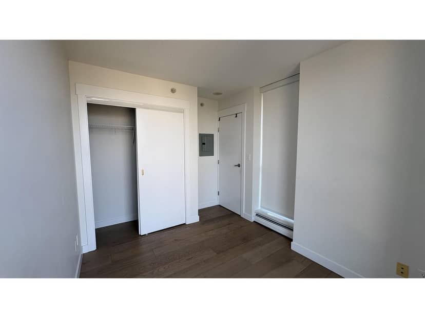 2110 10777 UNIVERSITY DRIVE, Surrey, photo 8