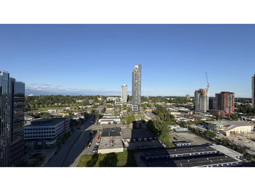 2110 10777 UNIVERSITY DRIVE, Surrey, photo 2