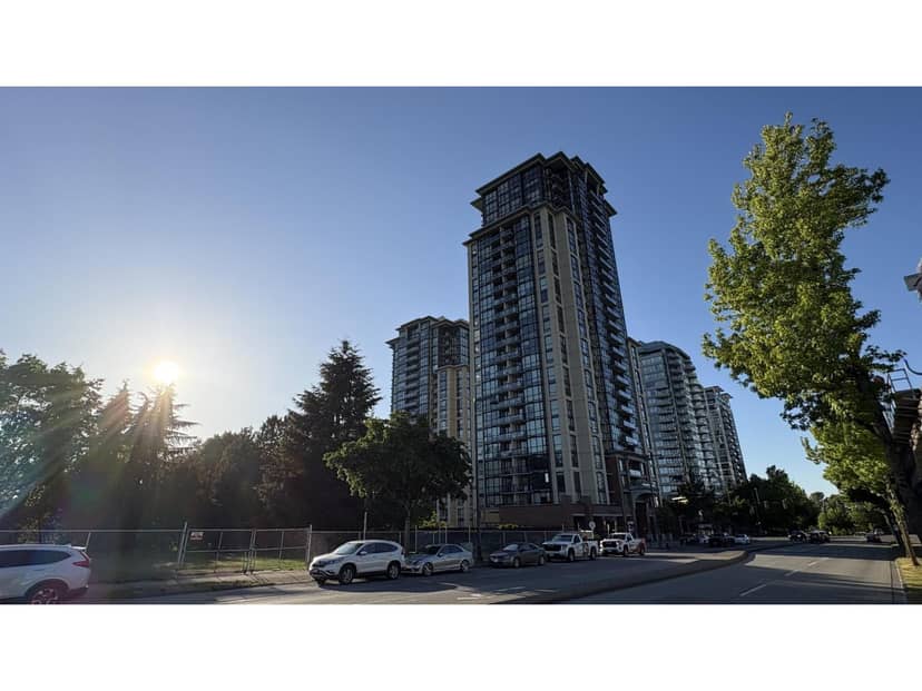 2110 10777 UNIVERSITY DRIVE, Surrey, photo 4
