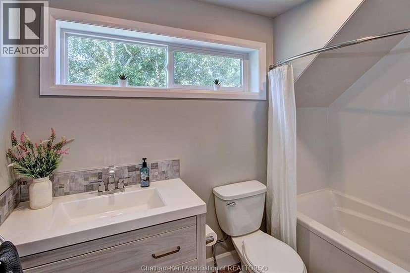 454 Trerice STREET West — photo 17 of 29