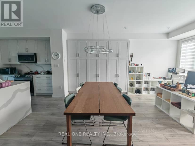 19 Woodstream Drive, Toronto, photo 7