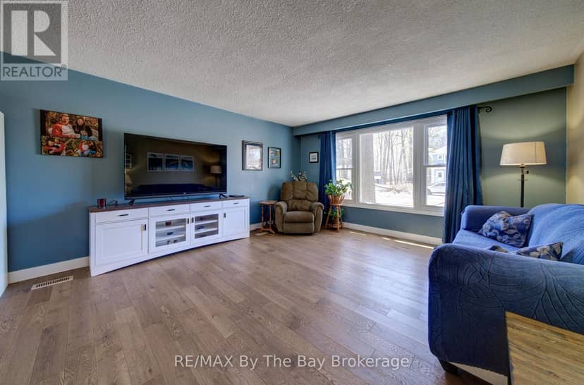 9 Frederick Drive — photo 6 of 38