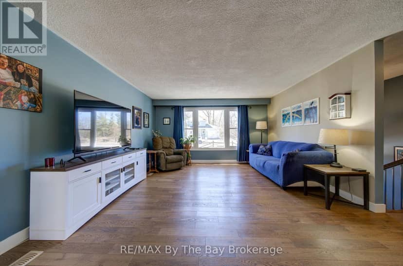 9 Frederick Drive — photo 7 of 38