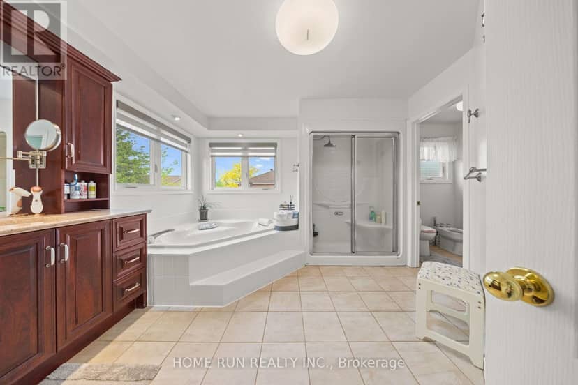 6 Zokol Crescent — photo 21 of 40