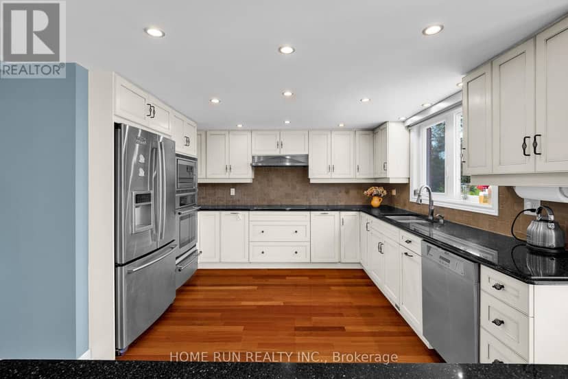 6 Zokol Crescent — photo 12 of 40
