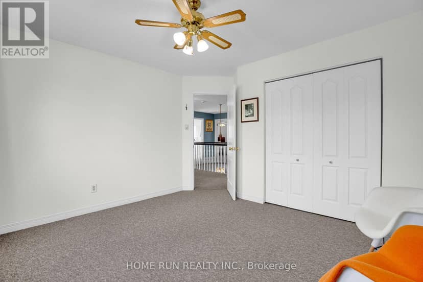 6 Zokol Crescent — photo 28 of 40