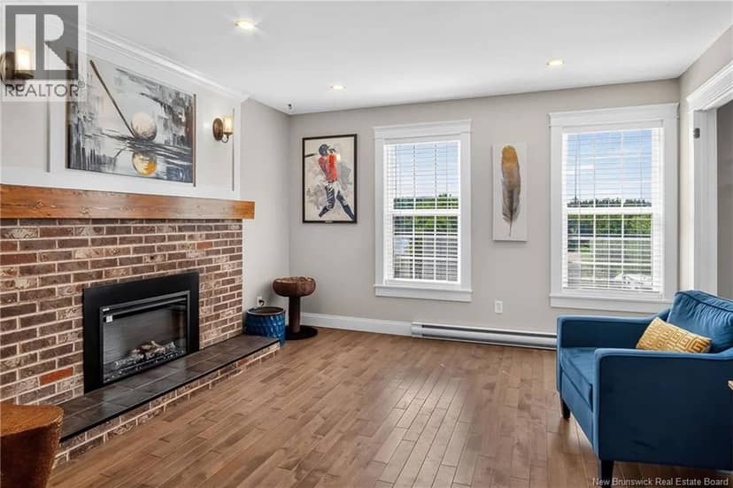 6 Donald Road — photo 10 of 40