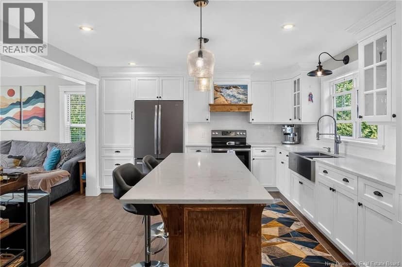 6 Donald Road — photo 14 of 40