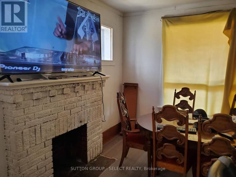 764 King Street — photo 4 of 18