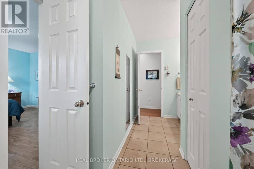 11 Albert Street — photo 17 of 40