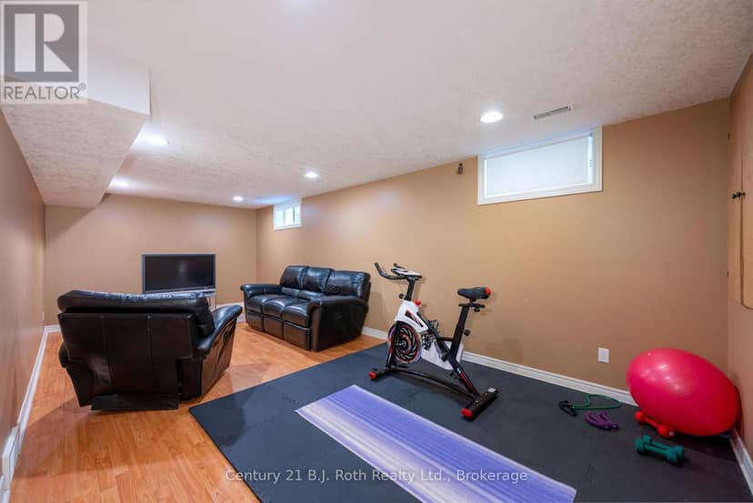 58 Meredith Drive — photo 17 of 36