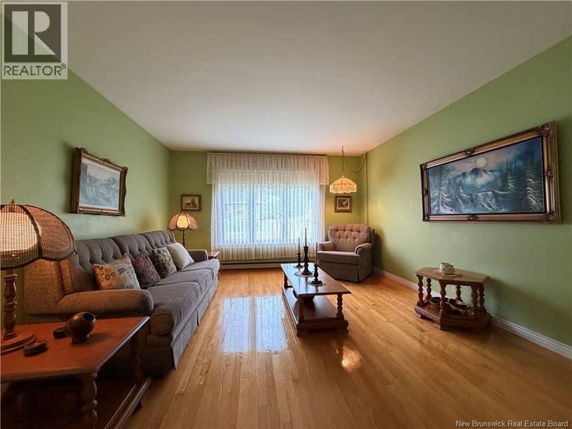 56 Premiere Avenue — photo 9 of 20