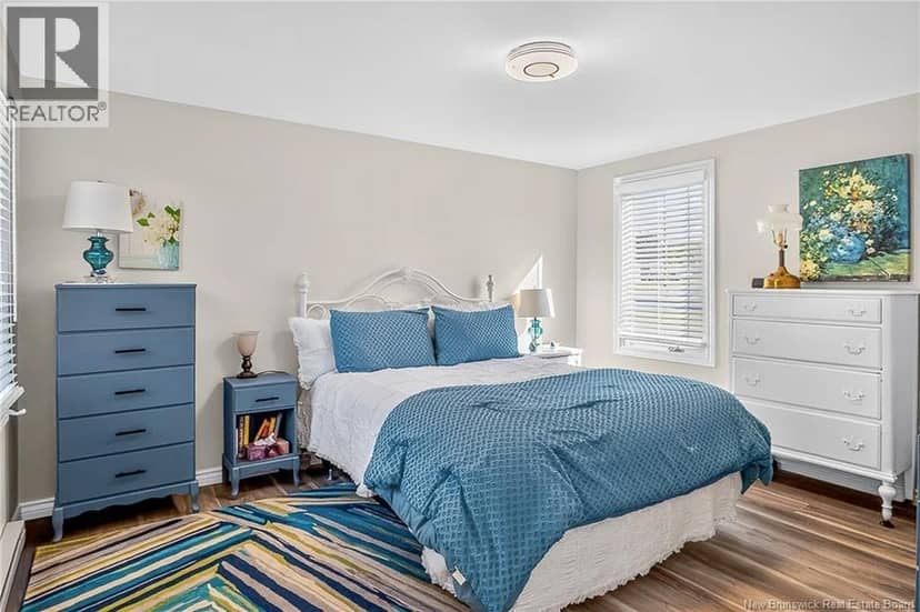 30 Violet Street — photo 15 of 26