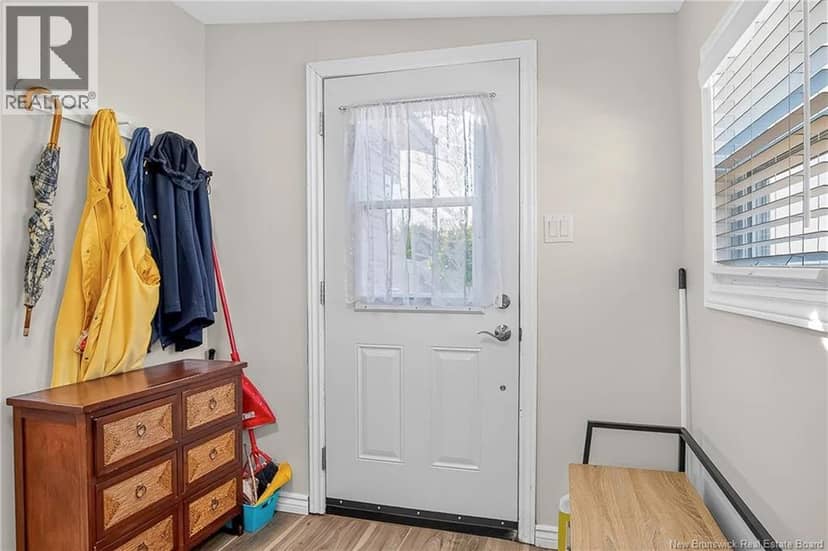 30 Violet Street — photo 5 of 26
