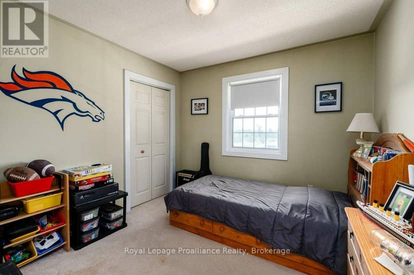 1075 Enright Road — photo 27 of 40