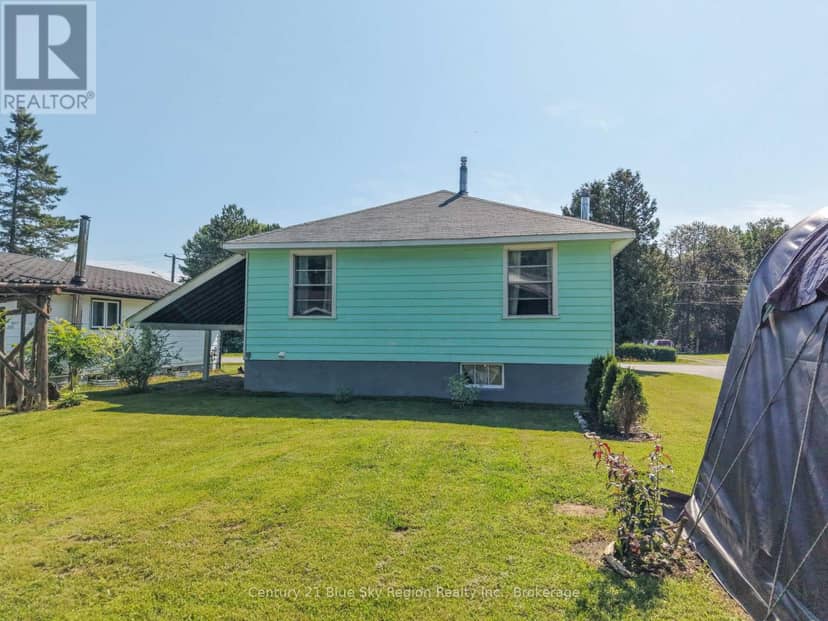 80 Spruce Drive, Temagami, photo 2