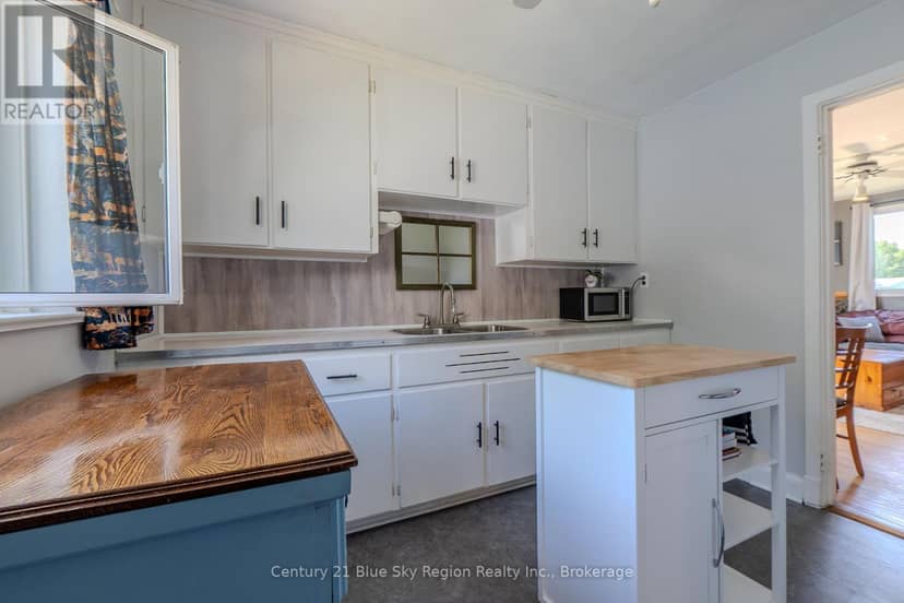 80 Spruce Drive, Temagami, photo 6