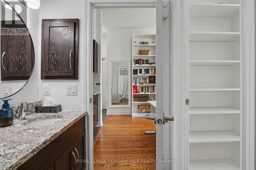 208 - 682 Churchill Avenue N — photo 11 of 28