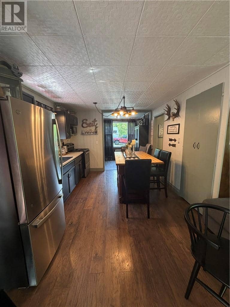 367 Main Street — photo 16 of 28