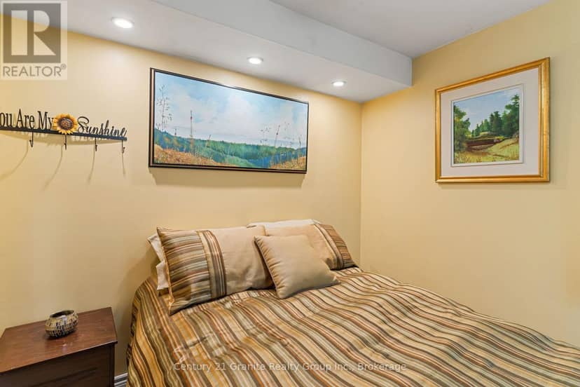 1109 Burnt Point Trail — photo 16 of 40