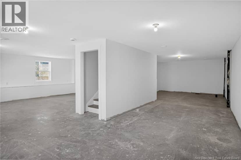 329 Hampton Road — photo 35 of 40