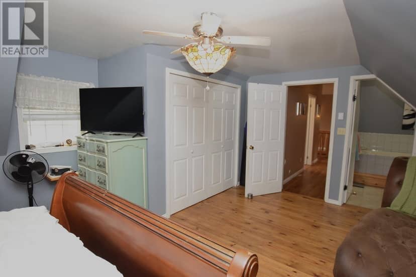 4517 Highway 17 — photo 16 of 40