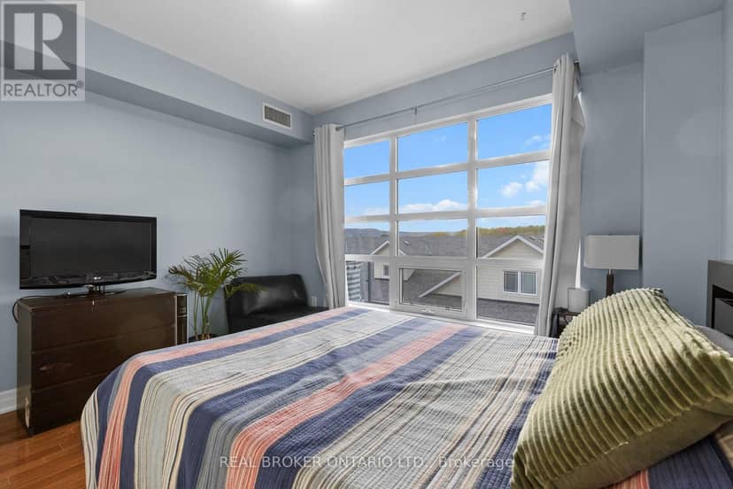 302 - 1 Shipyard Lane — photo 14 of 40