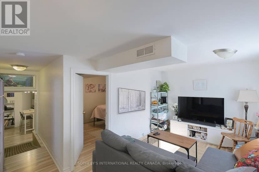 1155 Davenport Road — photo 14 of 40