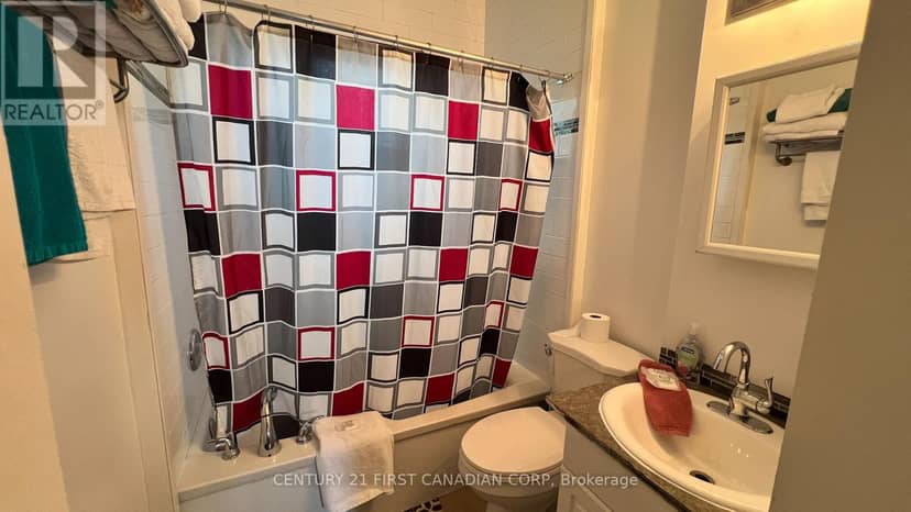 52 Becher Street — photo 21 of 23