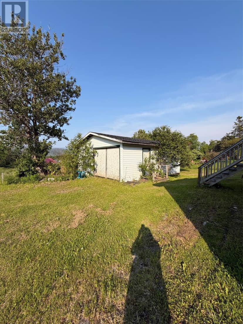 12 Old Cove Road — photo 13 of 15